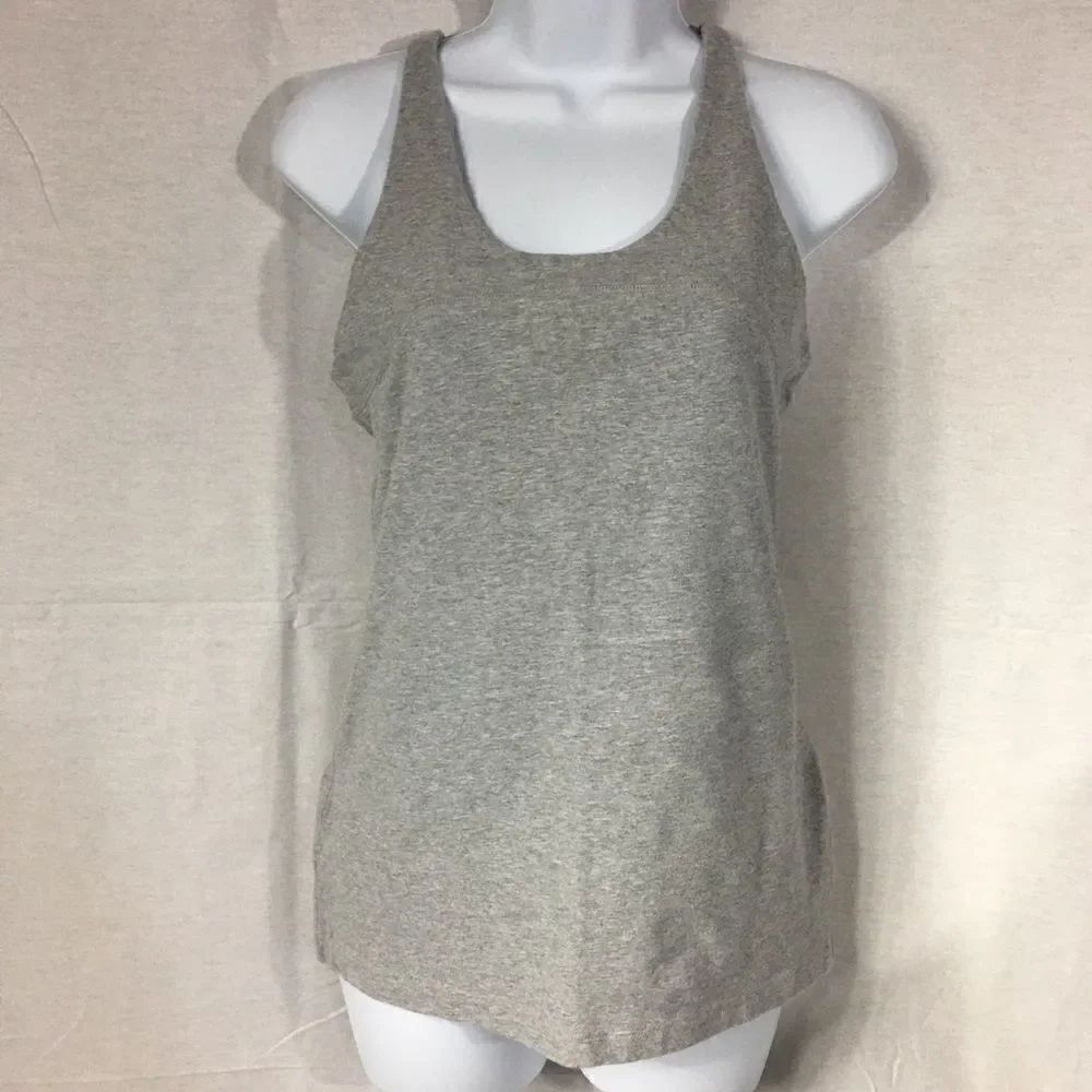 NWOT Gap gray Razorback medium tanktop wide straps scoop neckline heavier cloth